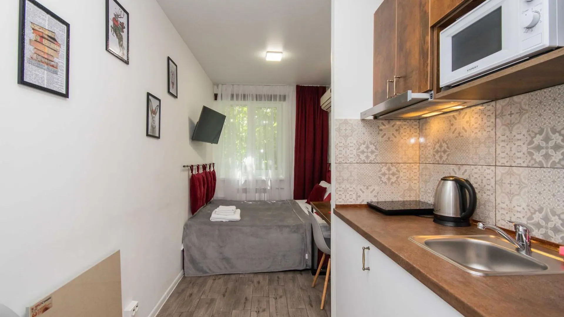 Стильні апартаменти-студіо на Подолі поруч з метро  Modern Apartments on Podol near metro station  Kyiv MF